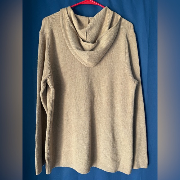 NWT Isabel Maternity by Ingrid + Isabel Tan Nursing Sweater - Women’s Size Large - Picture 2 of 5